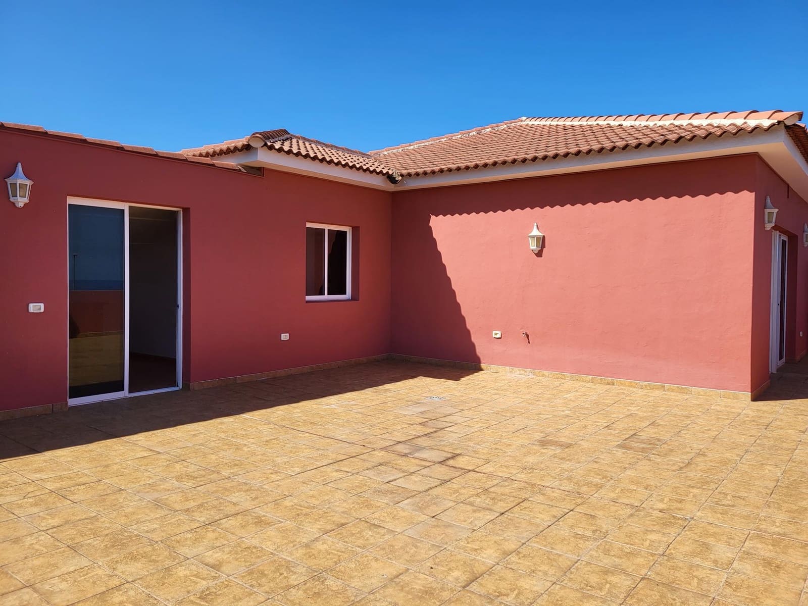 3 soveværelse Lejlighed til salg i Puerto de la Cruz med swimmingpool garage - € 325.000 (Ref: 9128927)