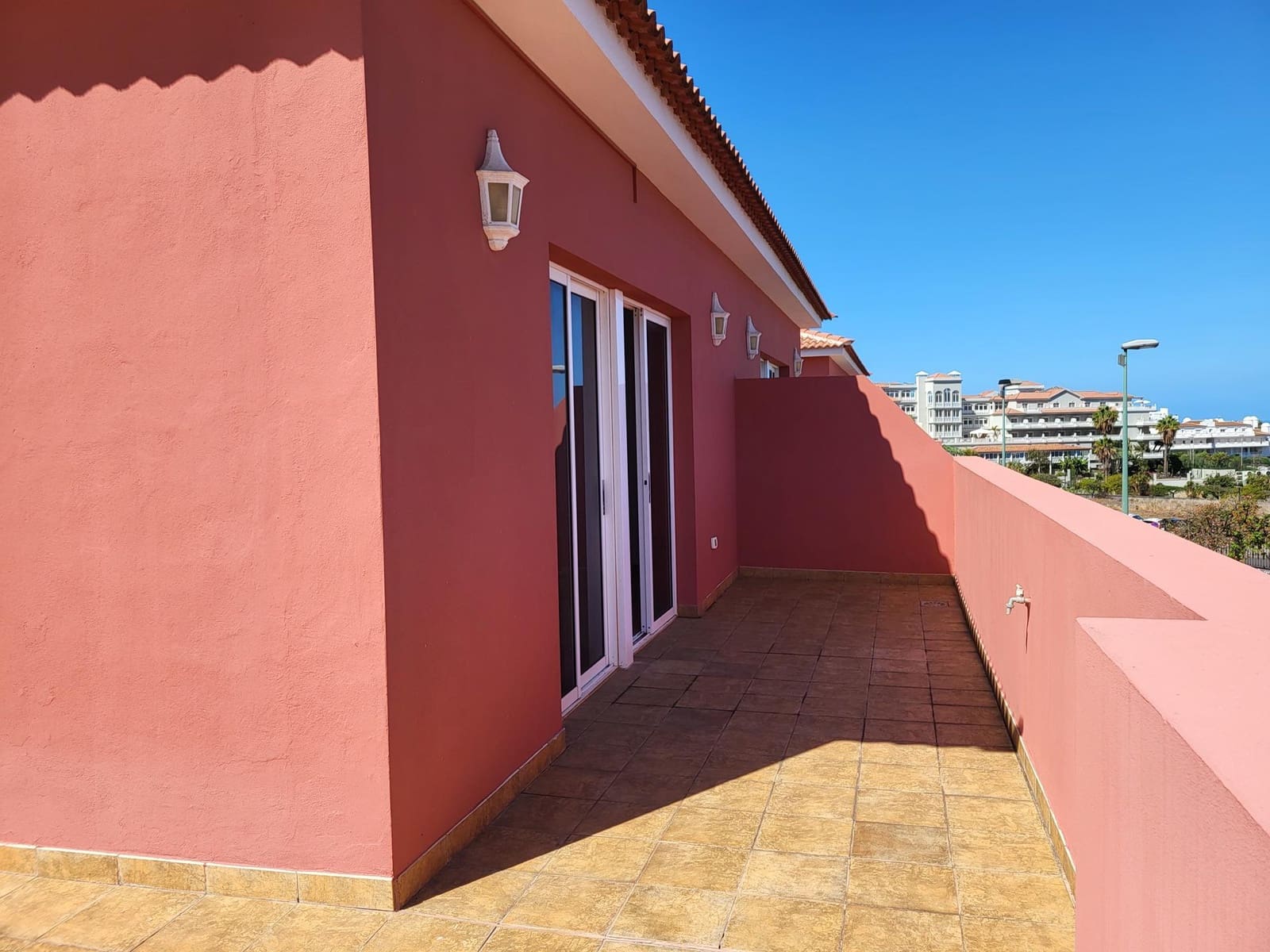 3 soveværelse Lejlighed til salg i Puerto de la Cruz med swimmingpool garage - € 325.000 (Ref: 9128927)