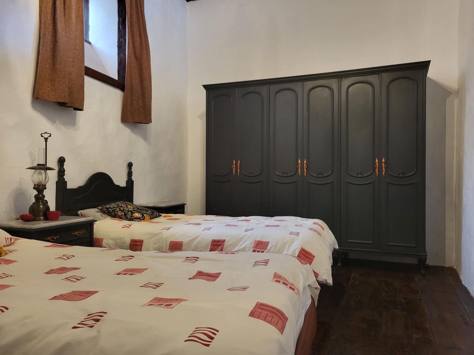 6 slaapkamer Villa te koop in Icod de los Vinos met zwembad - € 685.000 (Ref: 9128928)