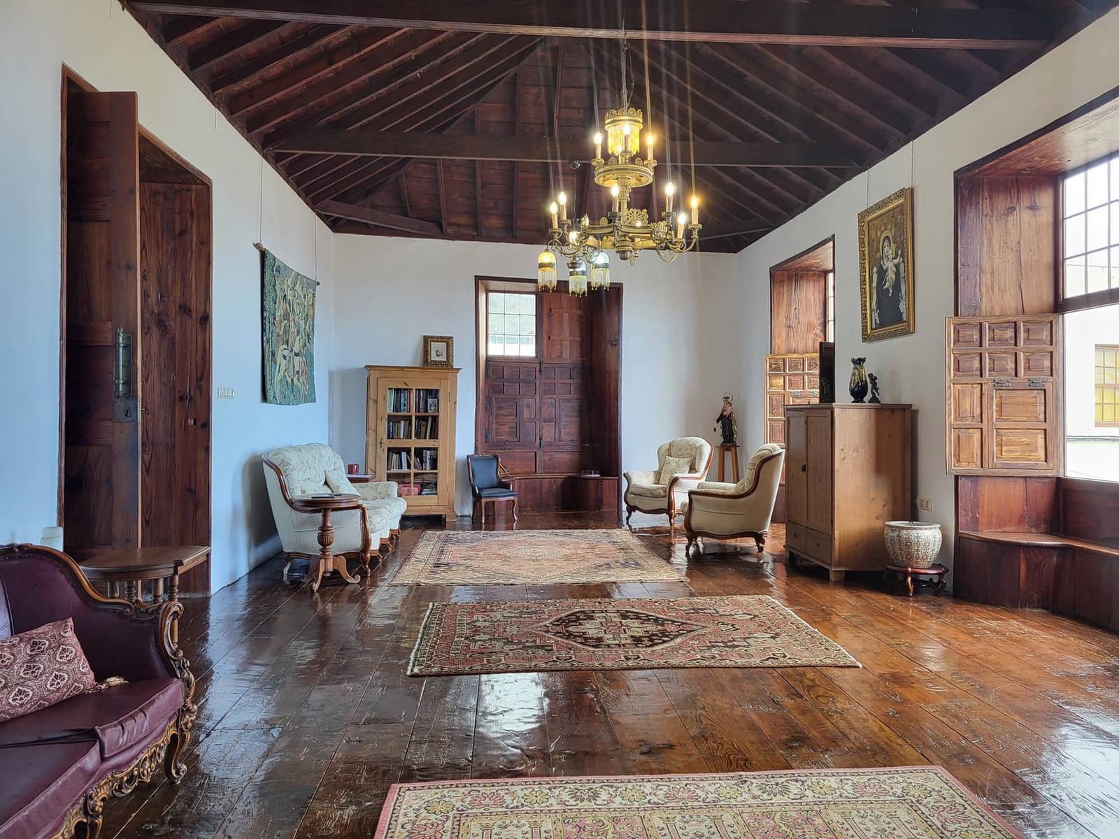 6 slaapkamer Villa te koop in Icod de los Vinos met zwembad - € 685.000 (Ref: 9128928)