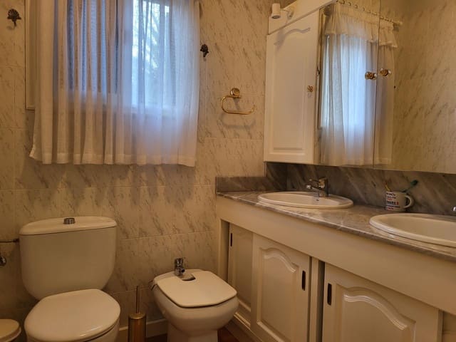 3 soveværelse Byhus til salg i Icod de los Vinos med garage - € 310.000 (Ref: 9128930)