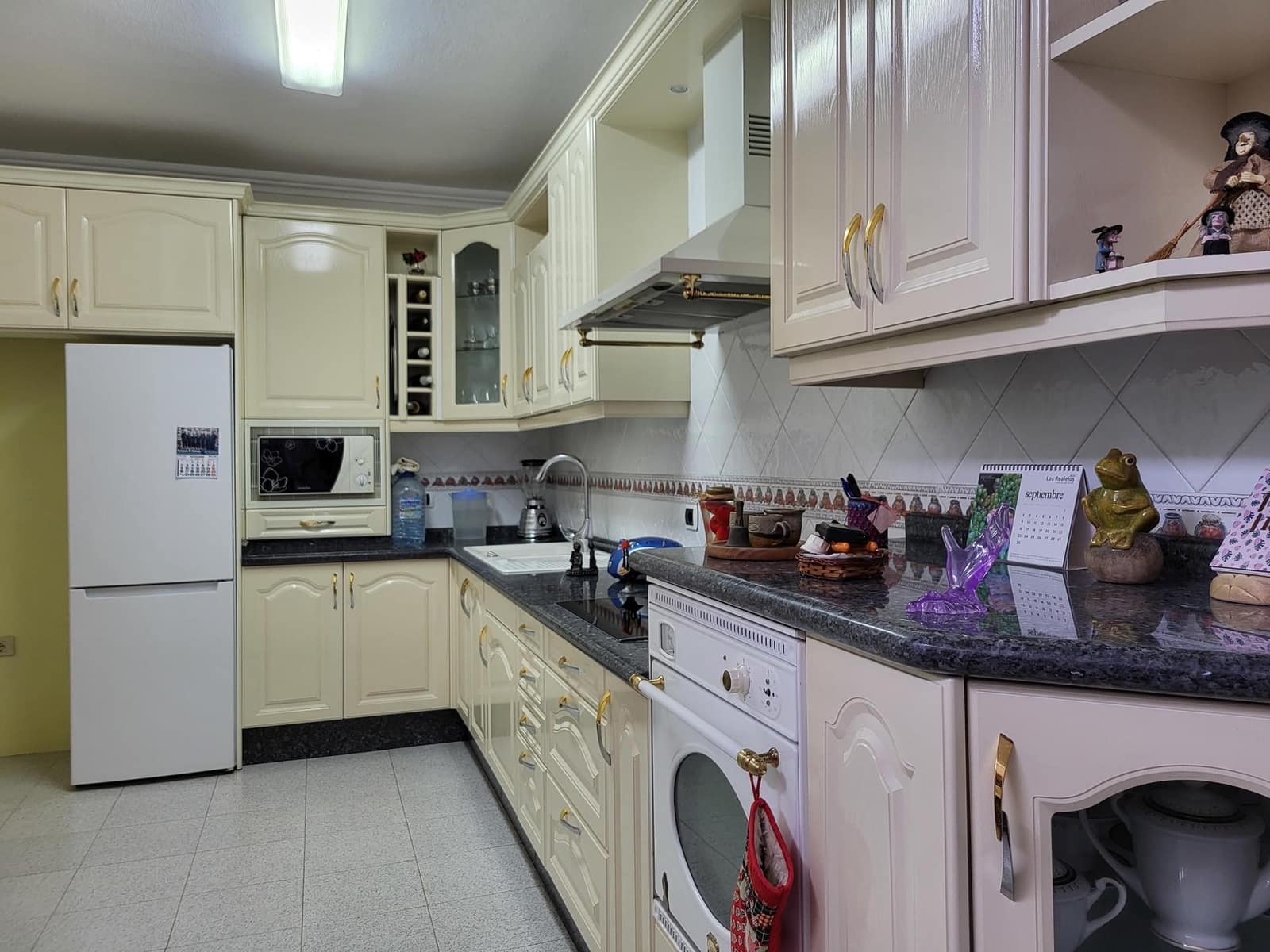 3 soveværelse Byhus til salg i Icod de los Vinos med garage - € 310.000 (Ref: 9128930)