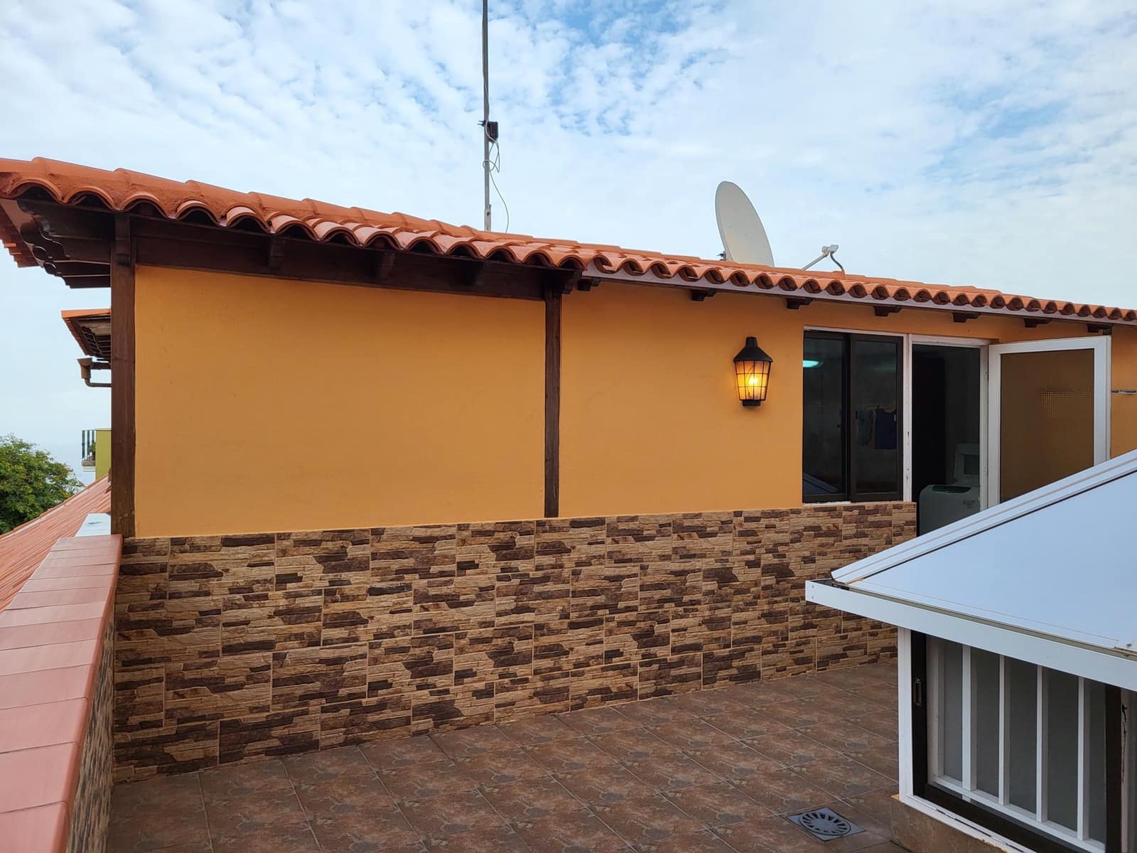 3 soveværelse Byhus til salg i Icod de los Vinos med garage - € 310.000 (Ref: 9128930)