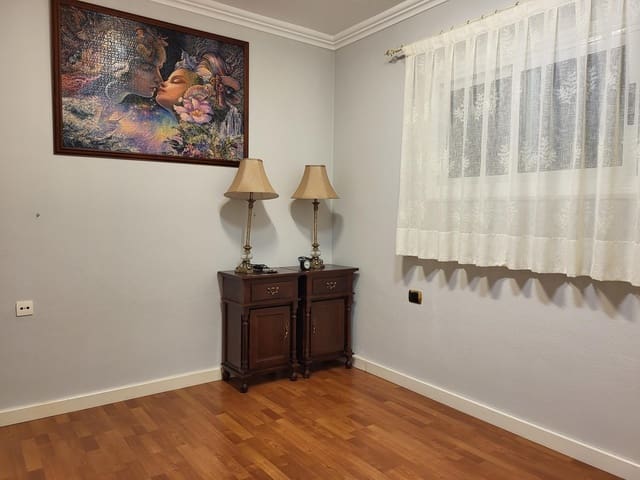 3 soveværelse Byhus til salg i Icod de los Vinos med garage - € 310.000 (Ref: 9128930)