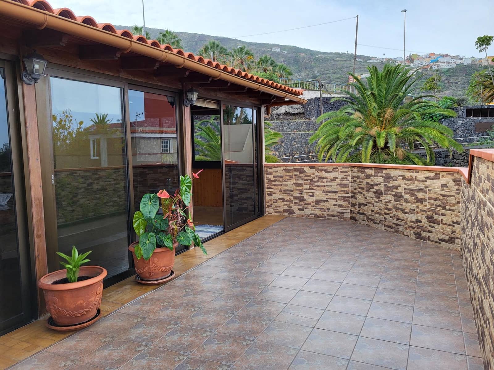 3 soveværelse Byhus til salg i Icod de los Vinos med garage - € 310.000 (Ref: 9128930)