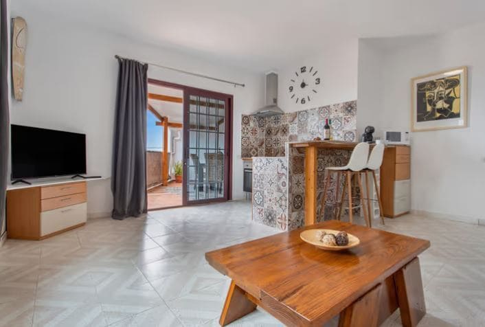 4 soveværelse Villa til salg i Icod de los Vinos med swimmingpool - € 349.000 (Ref: 9128937)