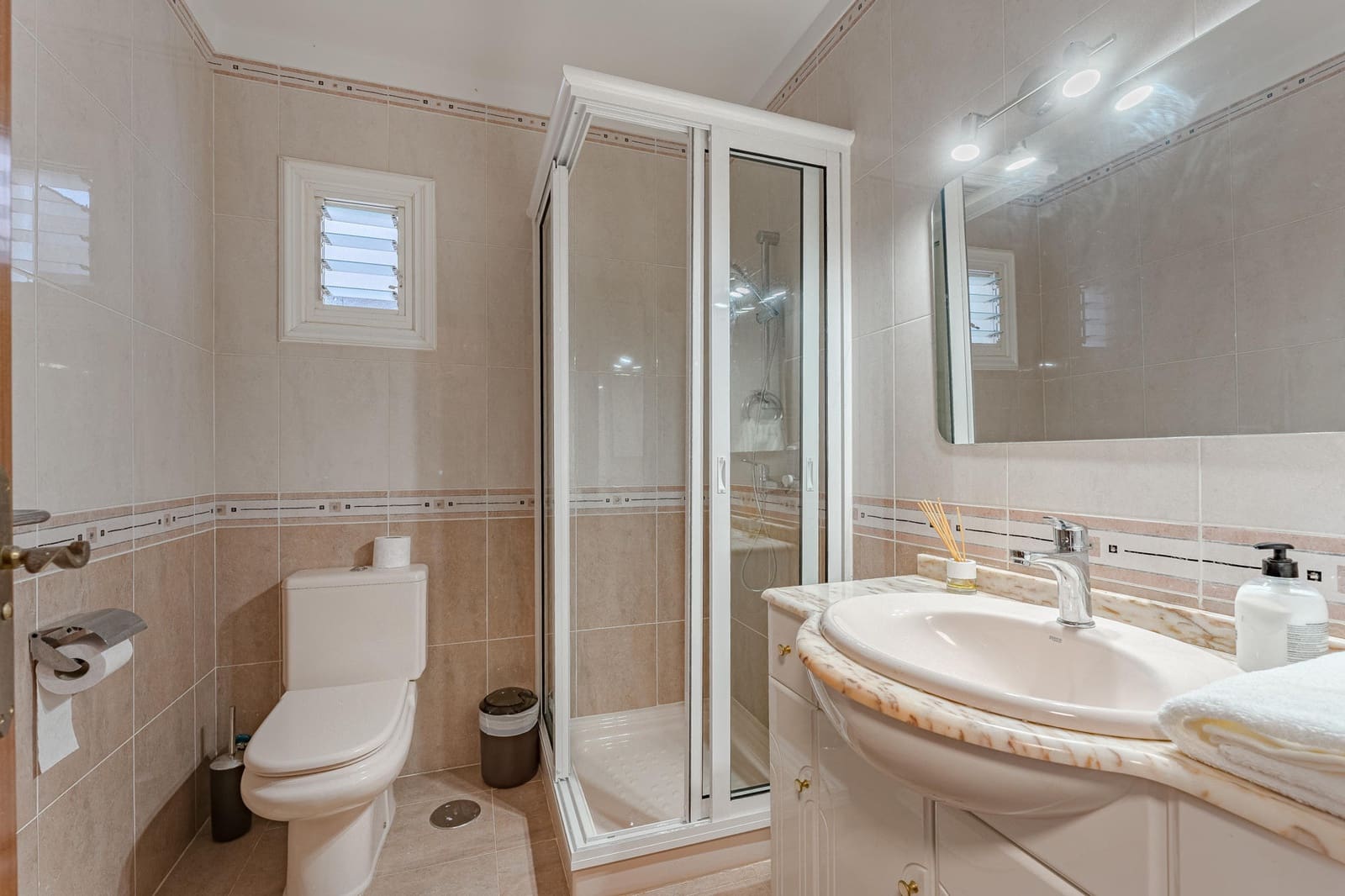 6 soveværelse Villa til salg i El Sauzal - € 2.800.000 (Ref: 9128942)