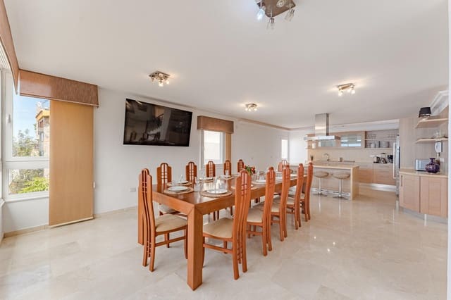 6 slaapkamer Villa te koop in El Sauzal - € 2.800.000 (Ref: 9128942)