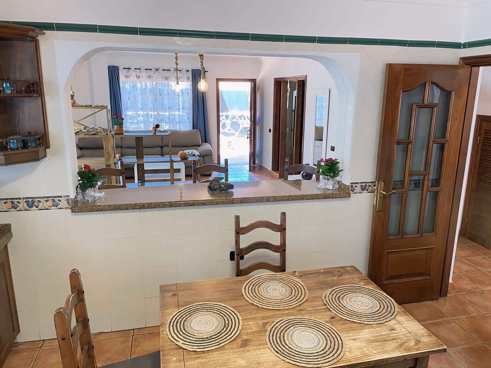 4 soveværelse Villa til salg i El Sauzal med swimmingpool - € 590.000 (Ref: 9128943)