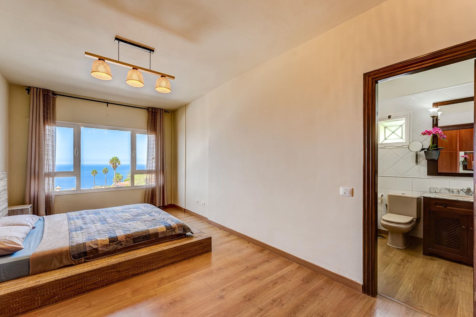 3 bedroom Villa for sale in El Sauzal with pool - € 900,000 (Ref: 9128944)