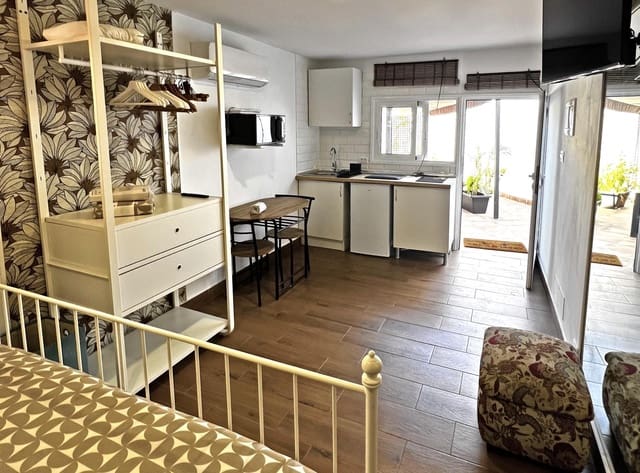 5 bedroom Villa for sale in Puerto de la Cruz with pool - € 495,000 (Ref: 9128951)