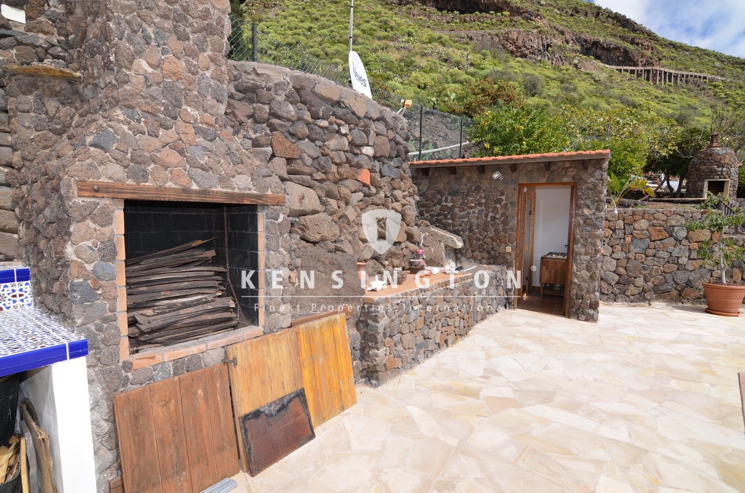 1 slaapkamer Villa te koop in Candelaria met zwembad - € 495.000 (Ref: 9133701)