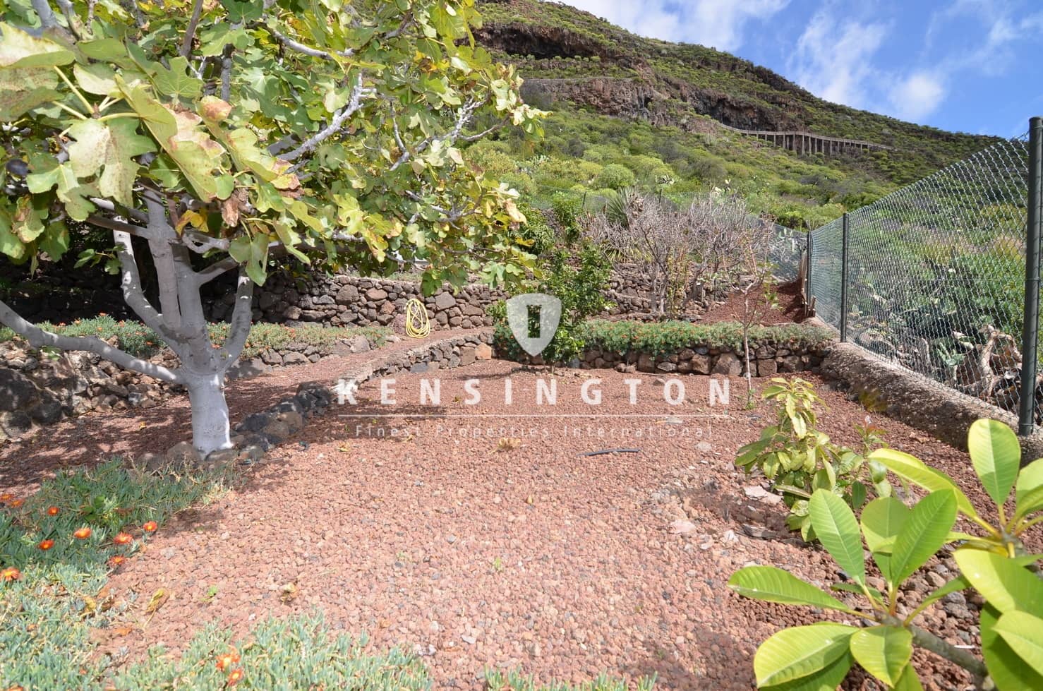 1 slaapkamer Villa te koop in Candelaria met zwembad - € 495.000 (Ref: 9133701)