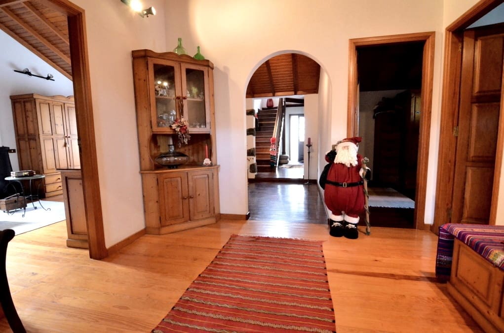 5 bedroom Villa for sale in Buenavista del Norte with pool - € 1,940,000 (Ref: 9133702)