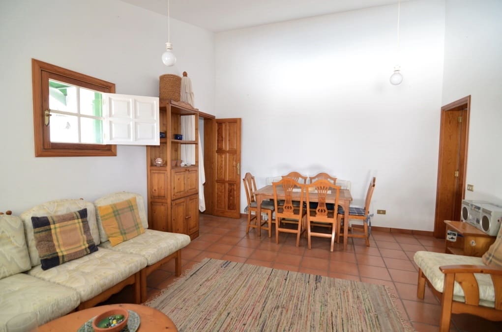 5 bedroom Villa for sale in Buenavista del Norte with pool - € 1,940,000 (Ref: 9133702)