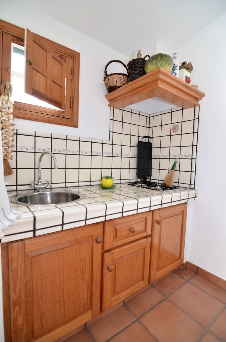 5 bedroom Villa for sale in Buenavista del Norte with pool - € 1,940,000 (Ref: 9133702)