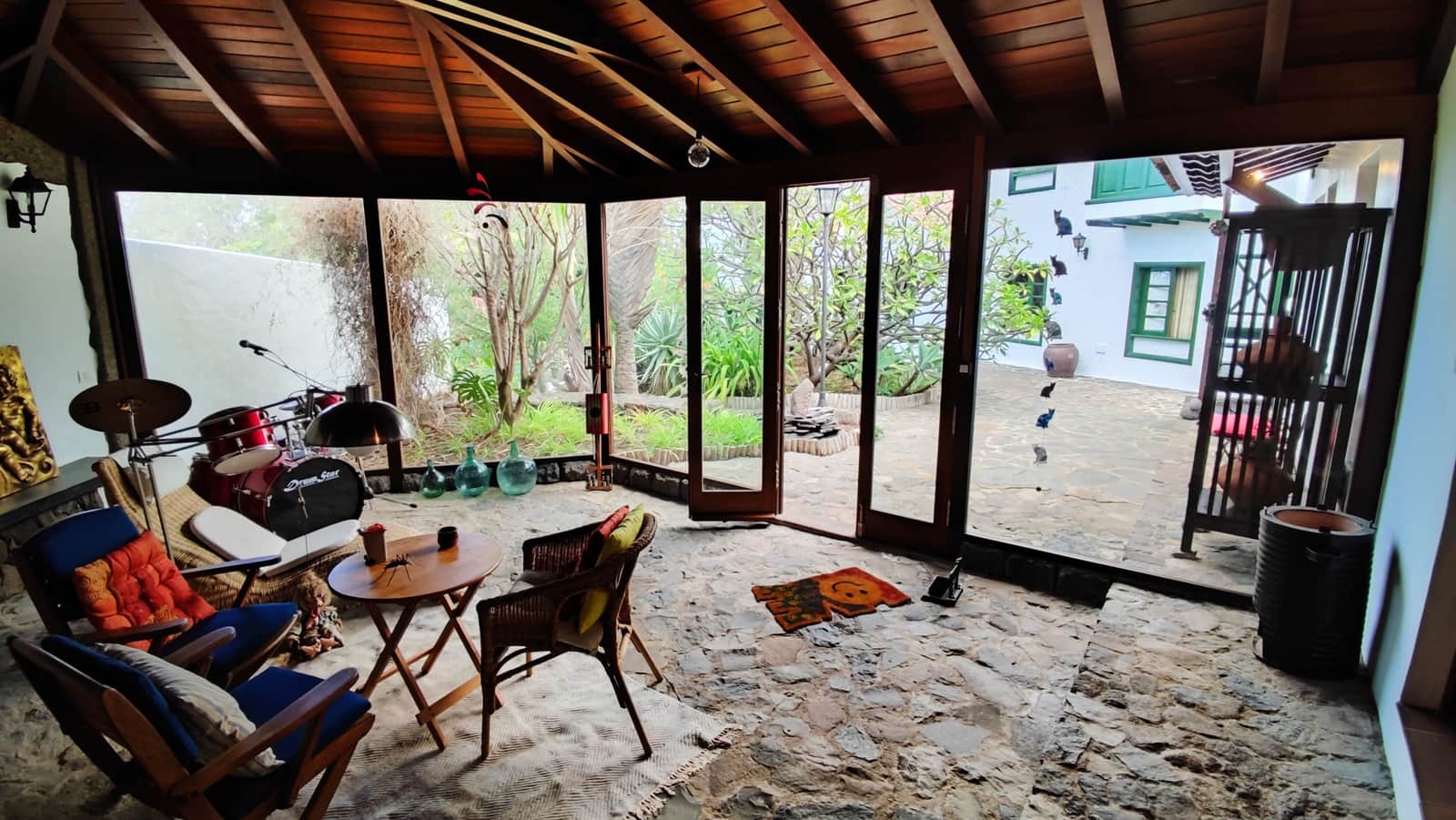 5 bedroom Villa for sale in Buenavista del Norte with pool - € 1,940,000 (Ref: 9133702)