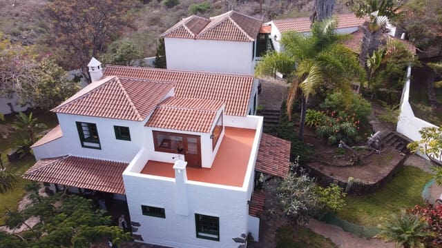 5 sovrum Villa till salu i Buenavista del Norte med pool - 1 940 000 € (Ref: 9133702)