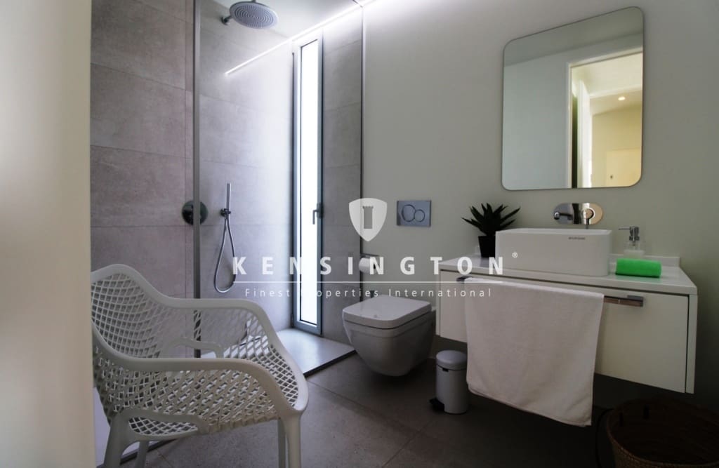 4 soverom Villa til salgs i Adeje med svømmebasseng garasje - € 1 490 000 (Ref: 9133704)