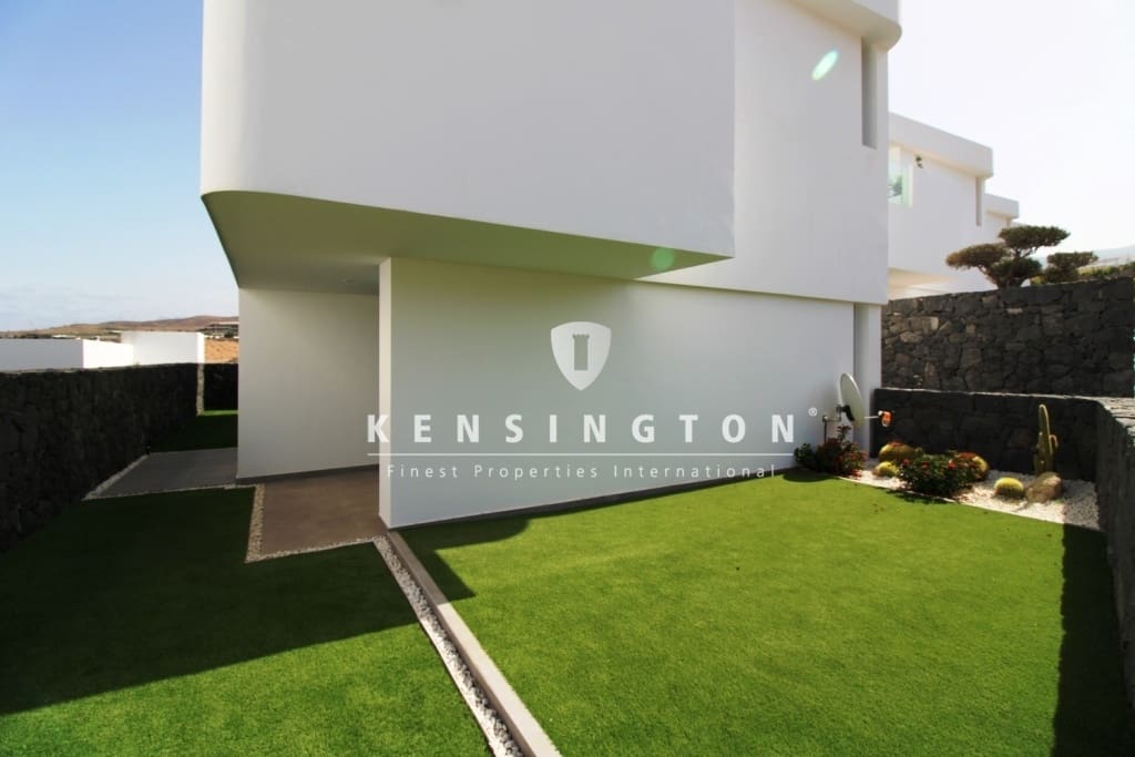 4 soverom Villa til salgs i Adeje med svømmebasseng garasje - € 1 490 000 (Ref: 9133704)