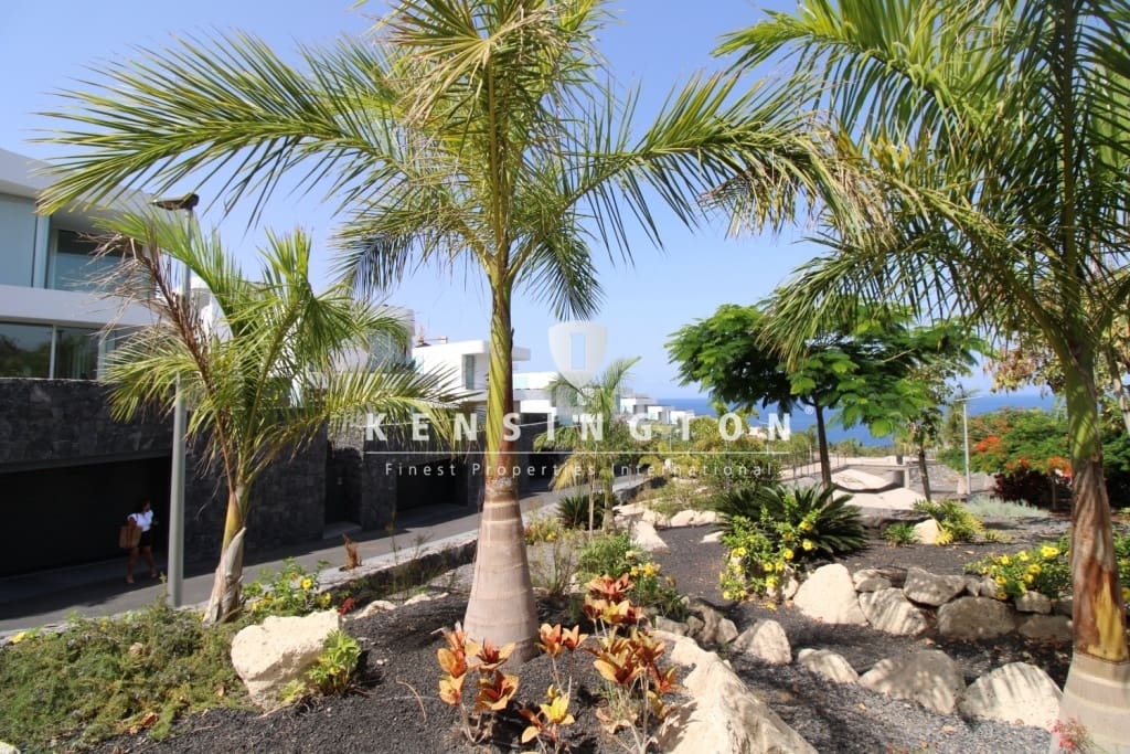 4 soverom Villa til salgs i Adeje med svømmebasseng garasje - € 1 490 000 (Ref: 9133704)