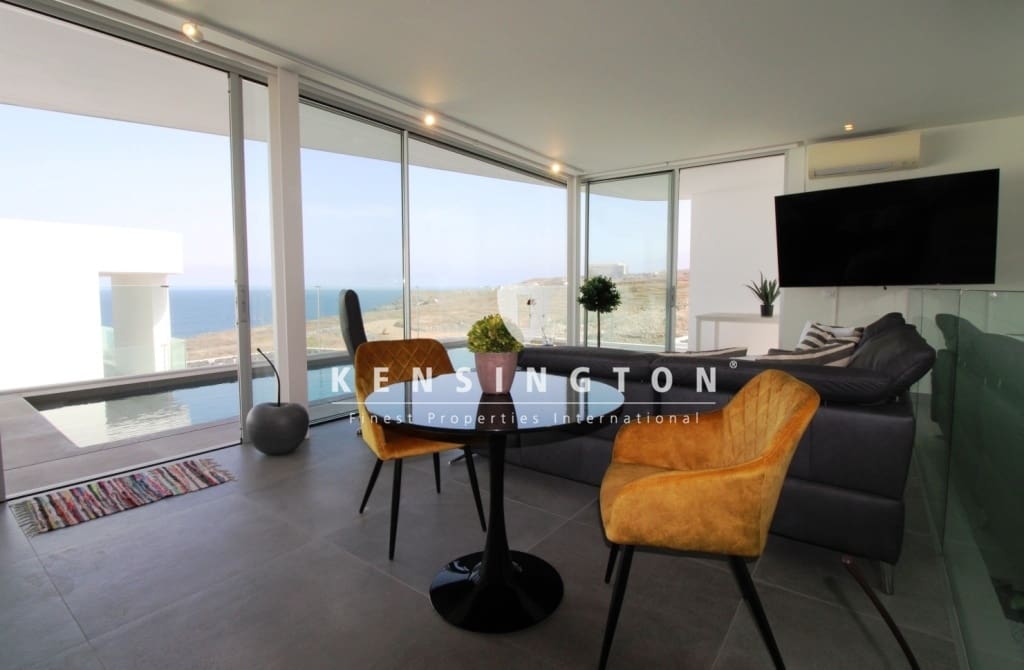 4 soverom Villa til salgs i Adeje med svømmebasseng garasje - € 1 490 000 (Ref: 9133704)