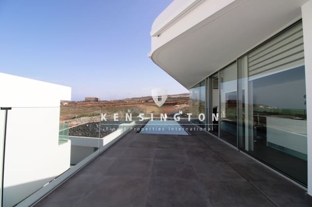 4 soverom Villa til salgs i Casco Urbano, Adeje med svømmebasseng garasje - € 1 490 000 (Ref: 9133704)