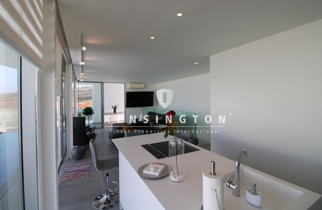 4 soverom Villa til salgs i Adeje med svømmebasseng garasje - € 1 490 000 (Ref: 9133704)