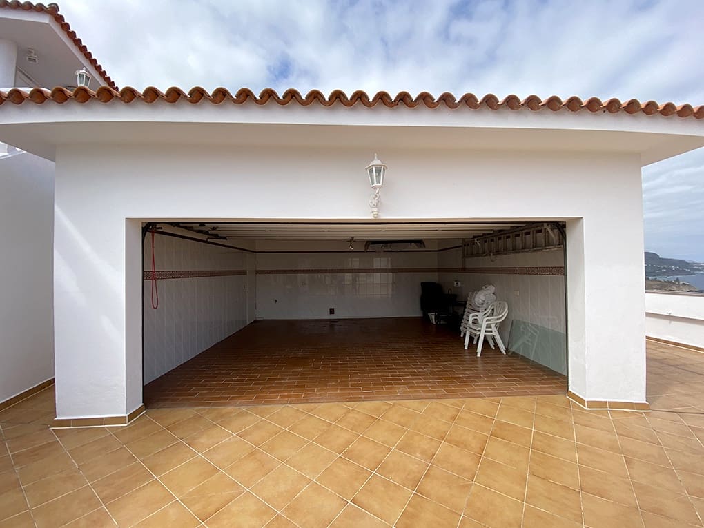 3 soverom Villa til salgs i Los Realejos med svømmebasseng garasje - € 2 500 000 (Ref: 9133788)