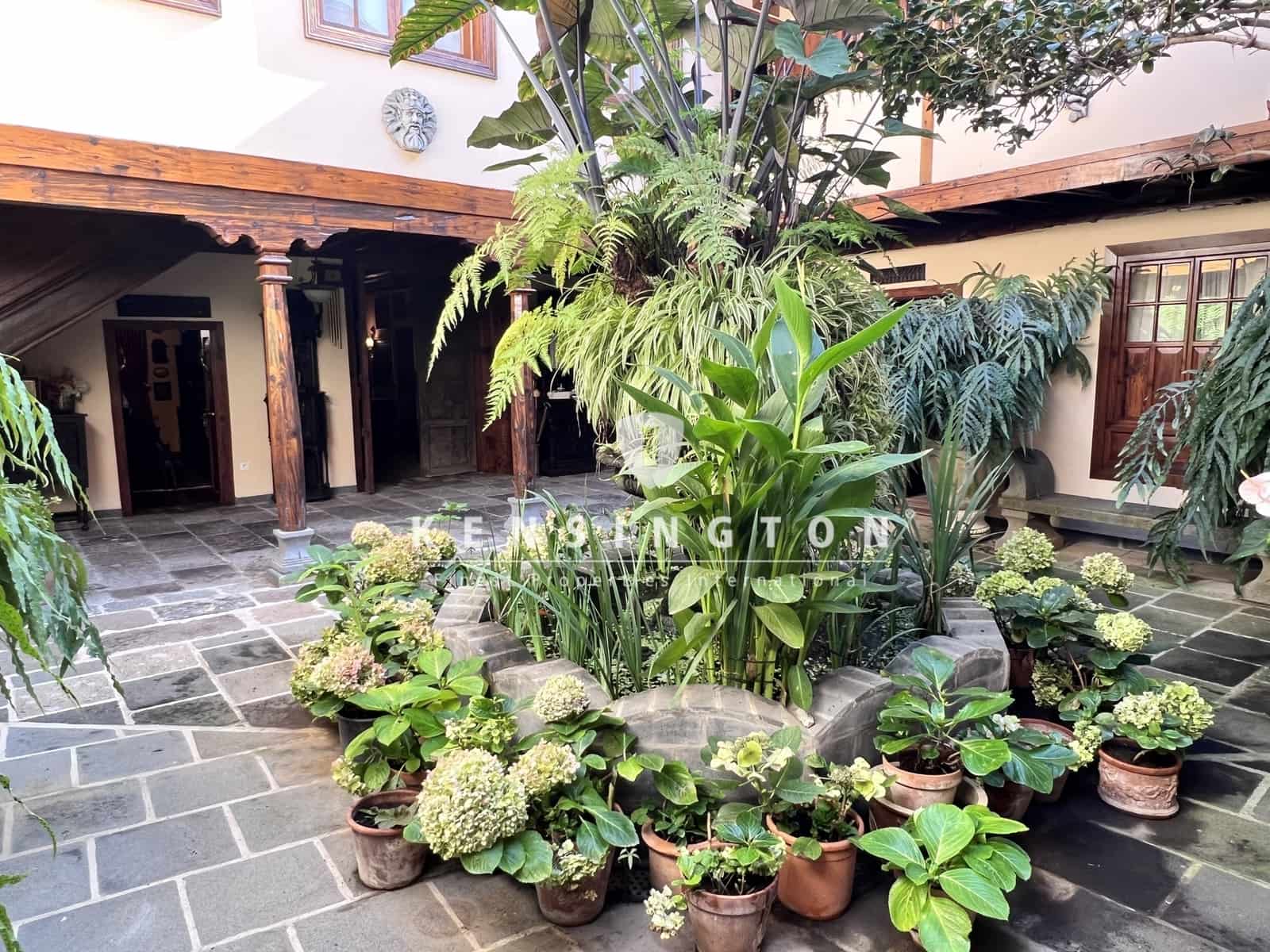 6 soverom Villa til salgs i Icod de los Vinos - € 3 300 000 (Ref: 9133789)