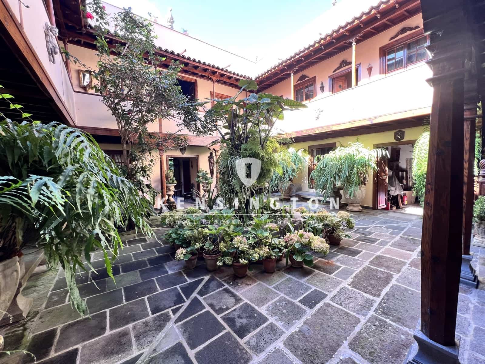 6 soverom Villa til salgs i Icod de los Vinos - € 3 300 000 (Ref: 9133789)