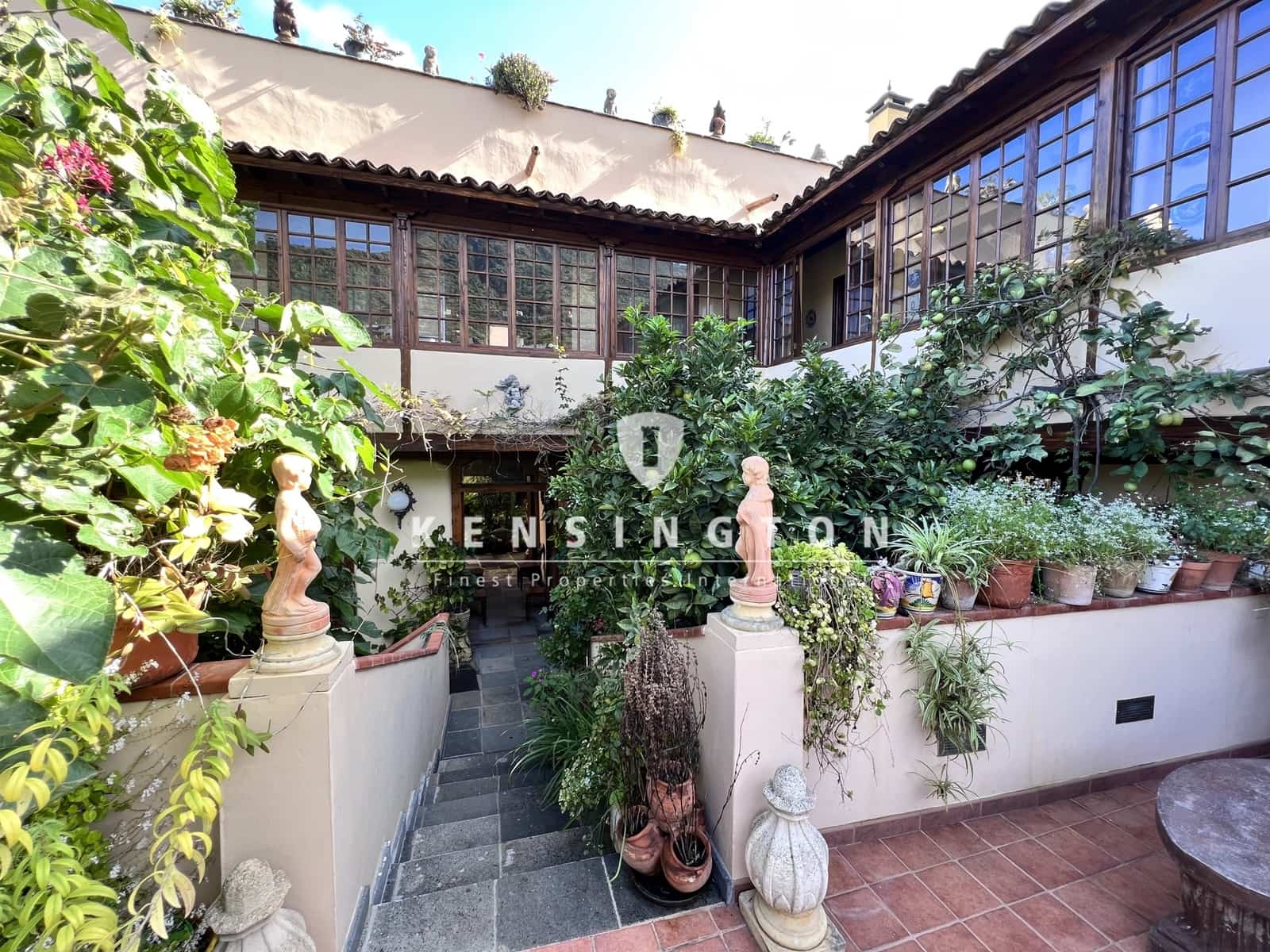 6 soverom Villa til salgs i Icod de los Vinos - € 3 300 000 (Ref: 9133789)
