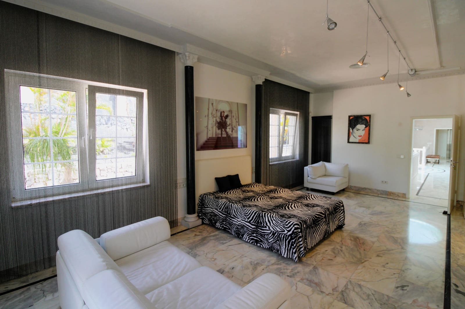 5 Zimmer Villa zu verkaufen in Costa Adeje mit Pool - 7.500.000 € (Ref: 9135582)