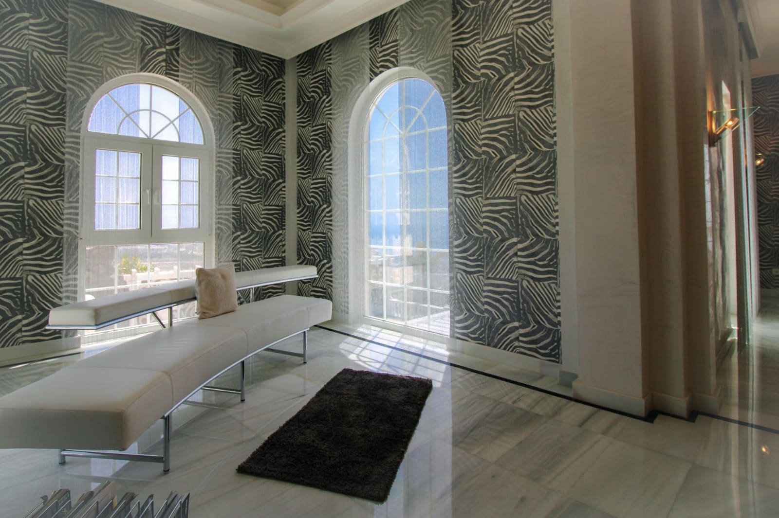 5 Zimmer Villa zu verkaufen in Costa Adeje mit Pool - 7.500.000 € (Ref: 9135582)