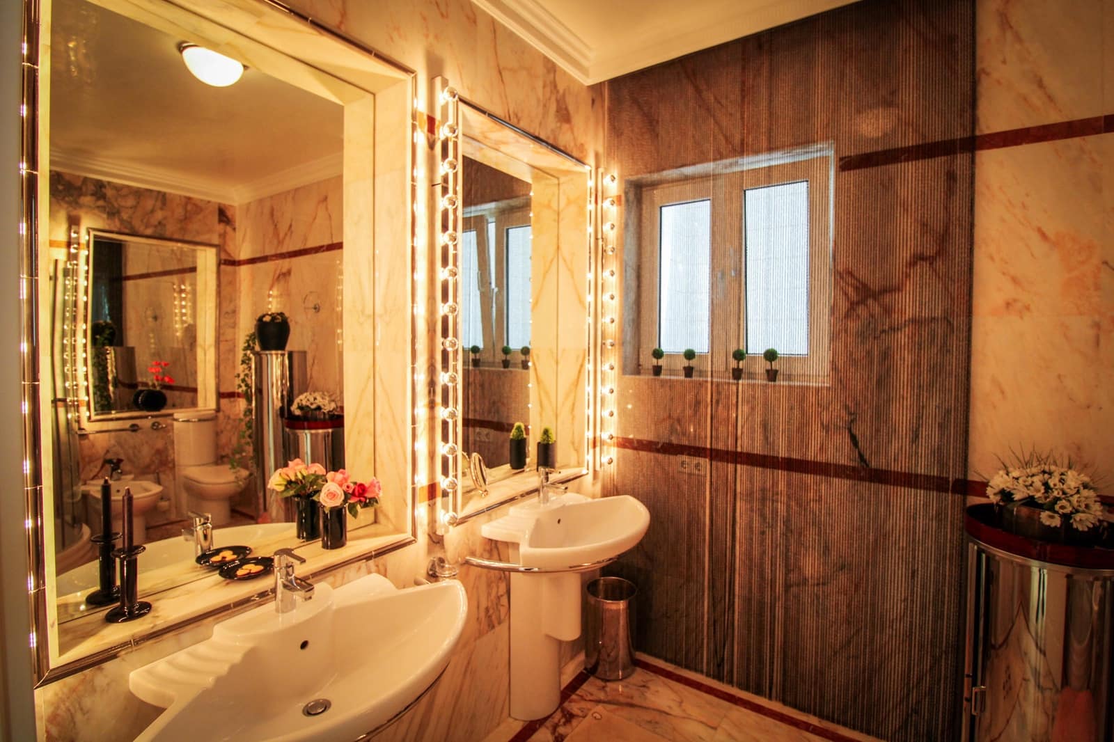 5 Zimmer Villa zu verkaufen in Costa Adeje mit Pool - 7.500.000 € (Ref: 9135582)