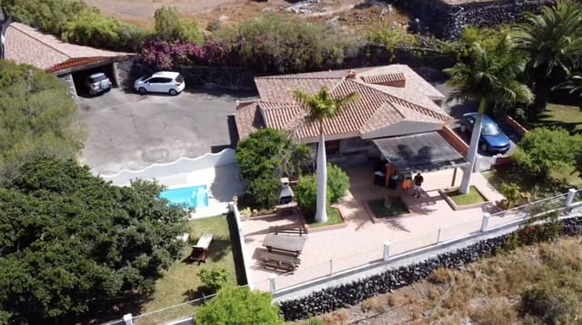3 Zimmer Villa zu verkaufen in Santiago del Teide mit Pool - 1.200.000 € (Ref: 9136118)