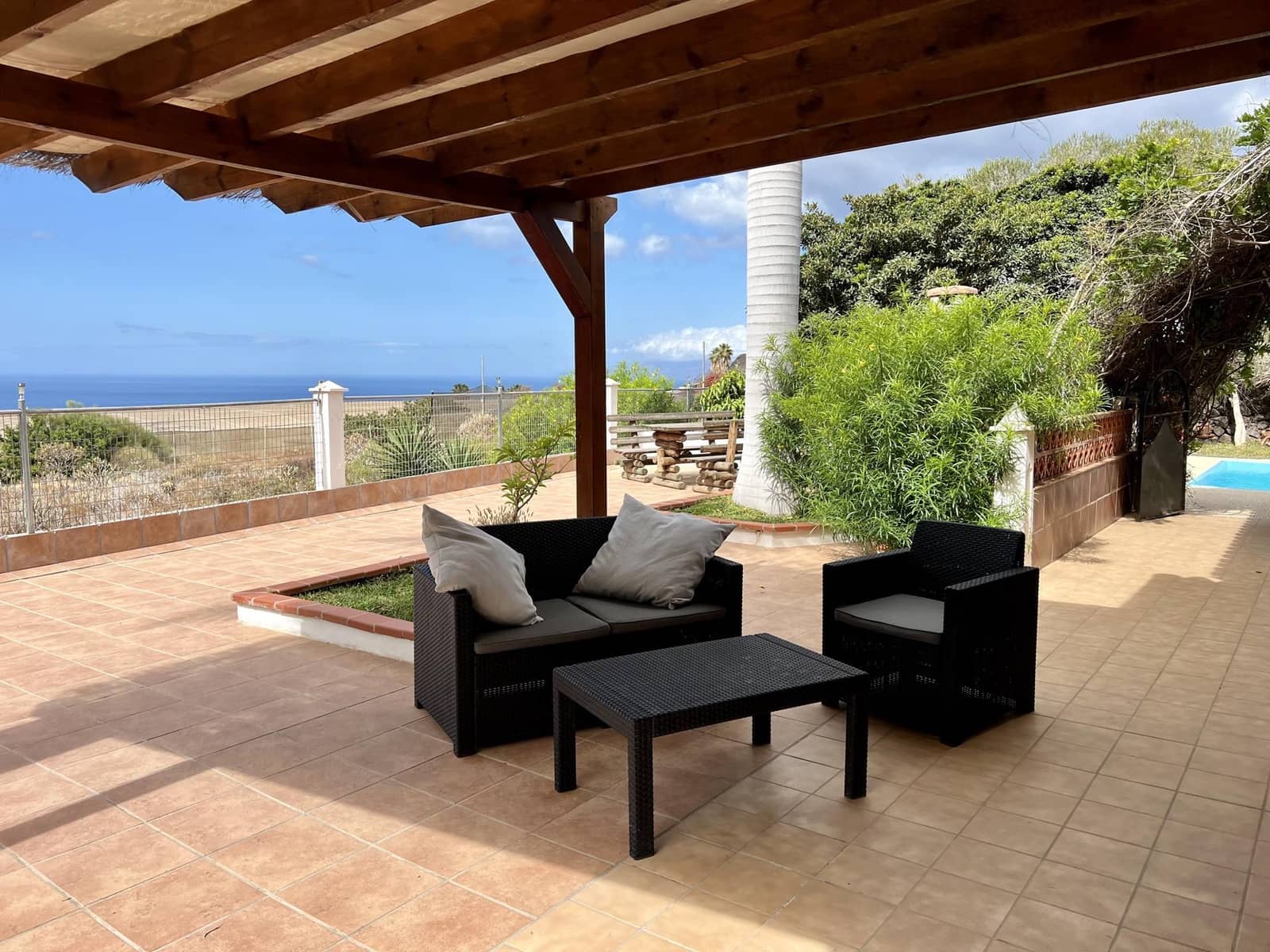 3 soveværelse Villa til salg i Santiago del Teide med swimmingpool - € 1.200.000 (Ref: 9136118)
