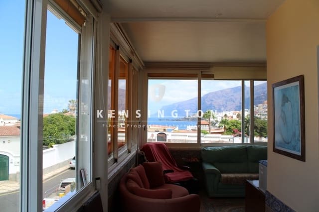 6 soverom Villa til salgs i Playa de la Arena, Santiago del Teide med svømmebasseng garasje - € 1 800 000 (Ref: 9136330)