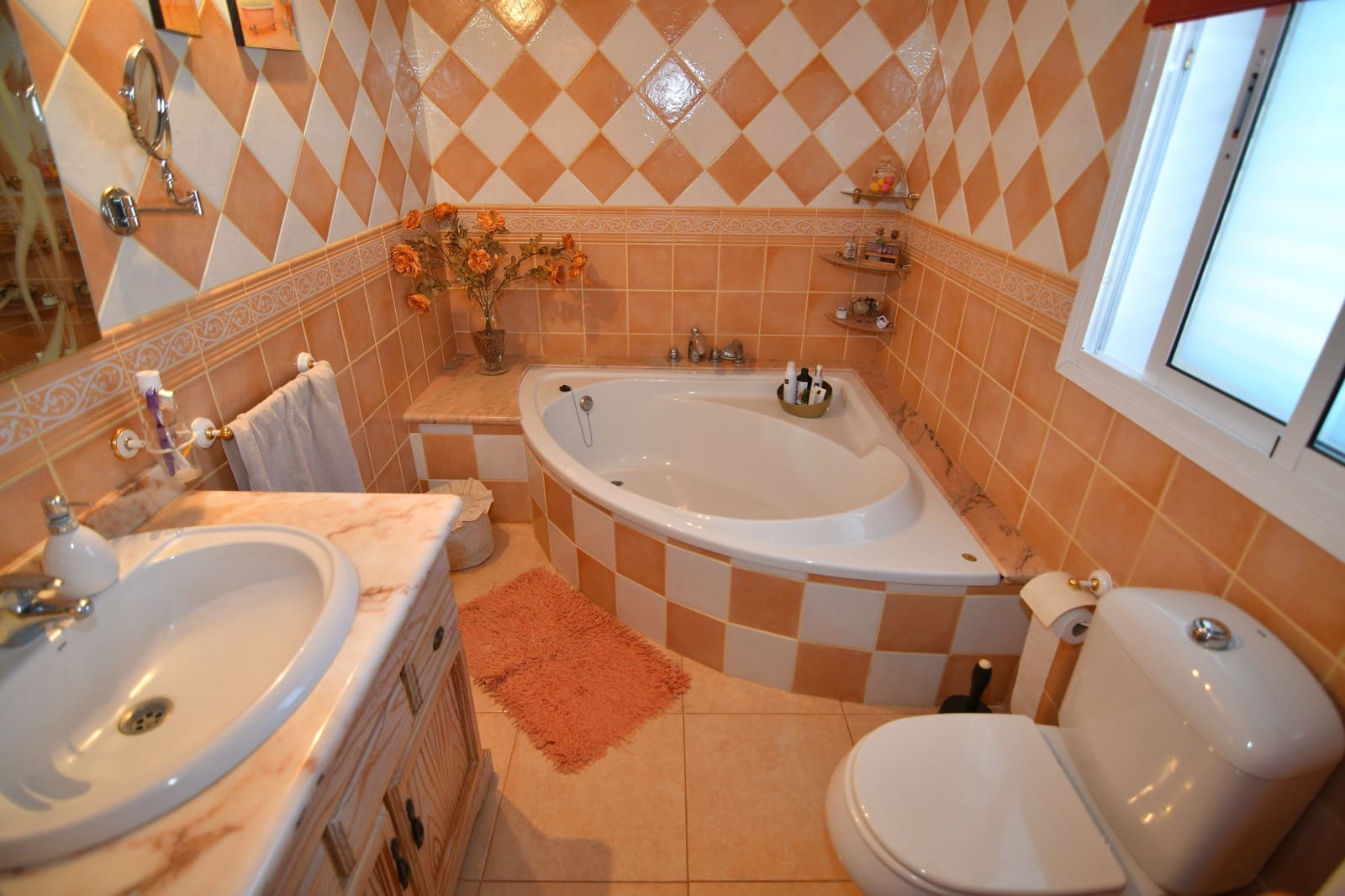 3 soveværelse Villa til salg i La Orotava med garage - € 570.000 (Ref: 9142409)