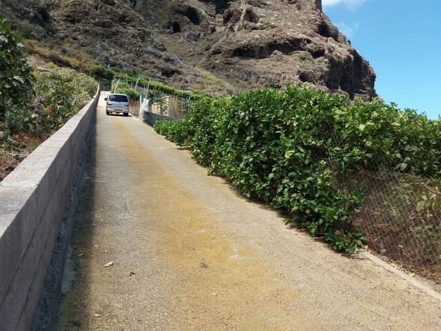 Undeveloped Land for sale in Buenavista del Norte - € 465,000 (Ref: 9148014)