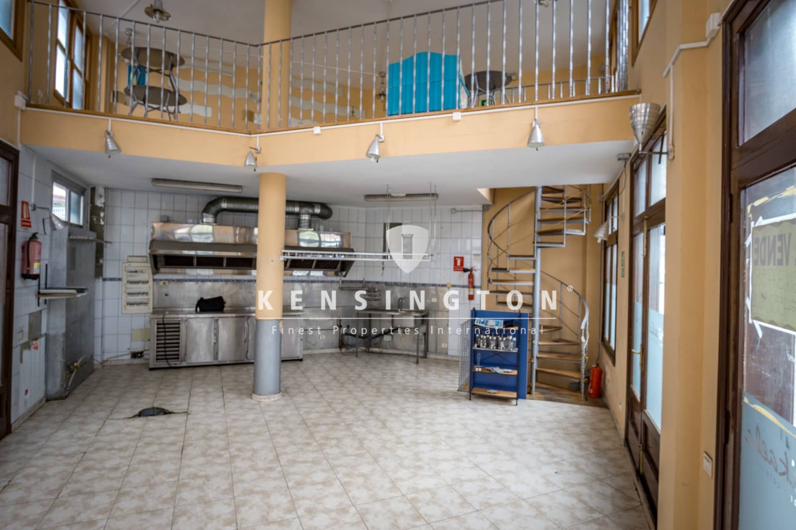 Erhverv til salg i Puerto de la Cruz - € 190.000 (Ref: 9148017)