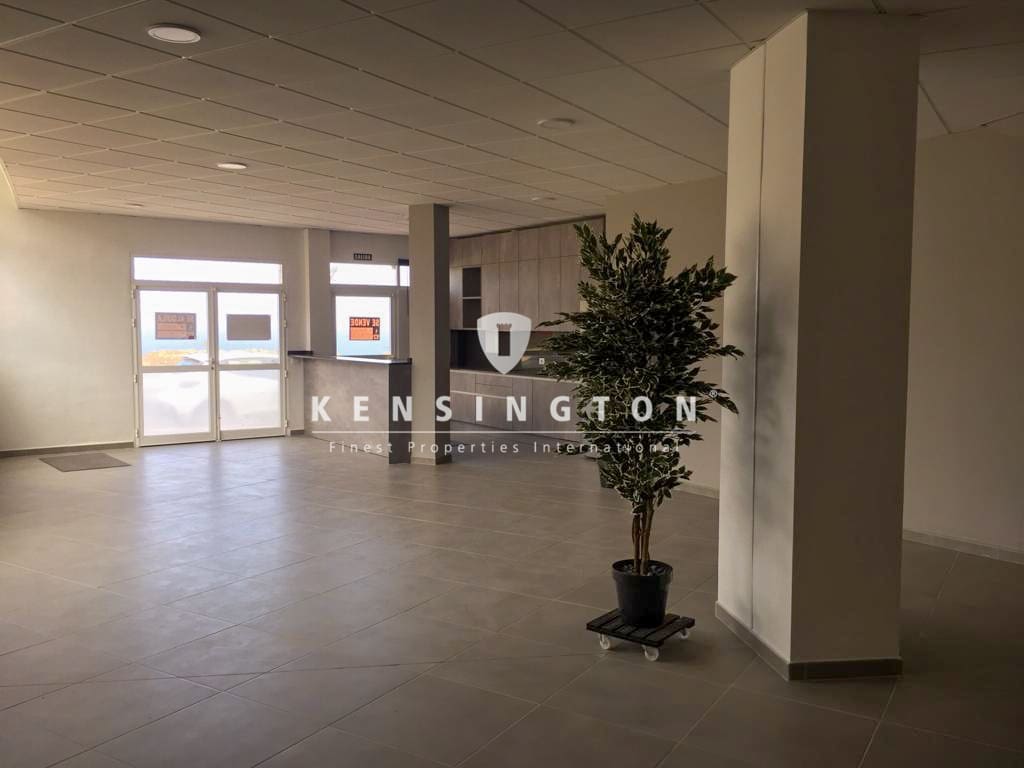 2 soverom Leilighet til salgs i Puerto de la Cruz med garasje - € 859 500 (Ref: 9148022)