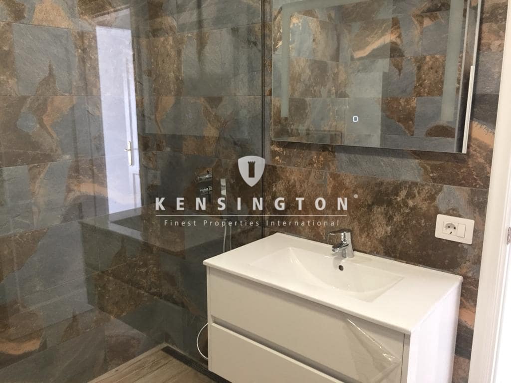 2 soverom Leilighet til salgs i Puerto de la Cruz med garasje - € 859 500 (Ref: 9148022)