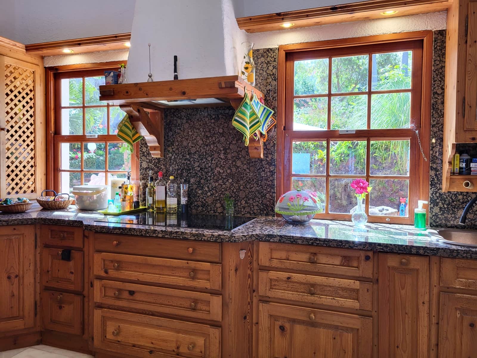 5 slaapkamer Villa te koop in Tacoronte met zwembad - € 3.180.000 (Ref: 9158185)