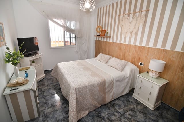 3 soverom Villa til salgs i Icod de los Vinos med garasje - € 539 000 (Ref: 9205698)