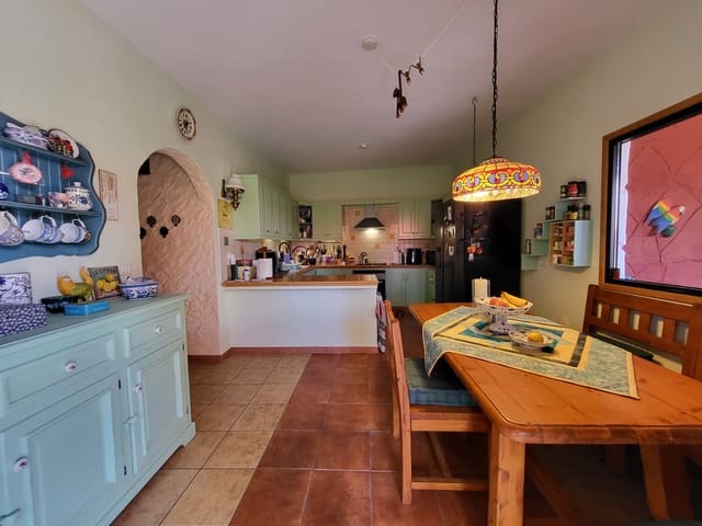 3 slaapkamer Villa te koop in Icod de los Vinos - € 335.000 (Ref: 9271561)