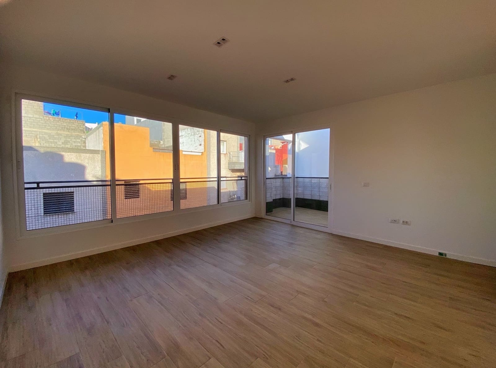 5 bedroom Townhouse for sale in San Cristobal de La Laguna with garage - € 750,000 (Ref: 9271876)