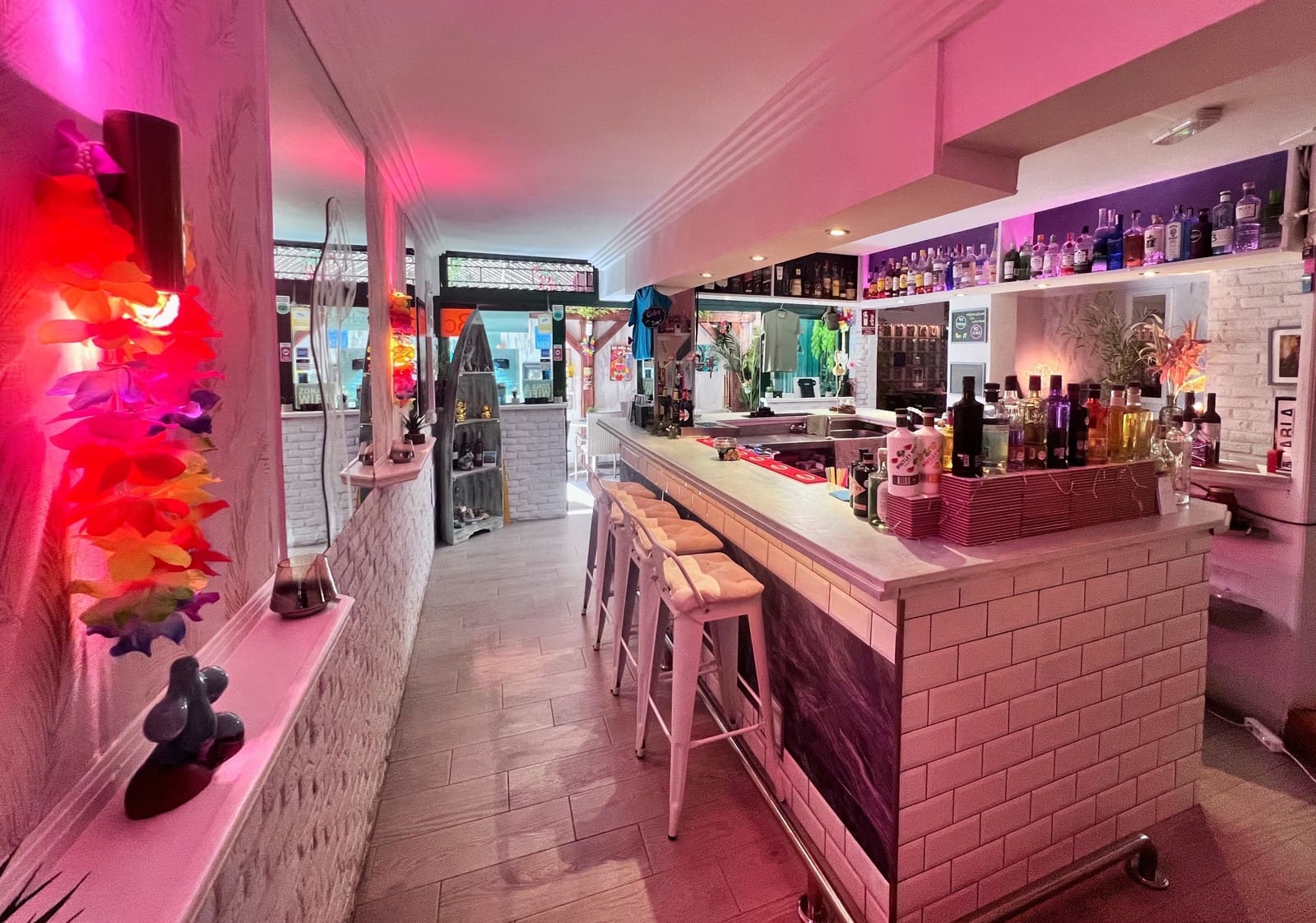 Commercial for sale in Puerto de la Cruz - € 180,000 (Ref: 9289421)