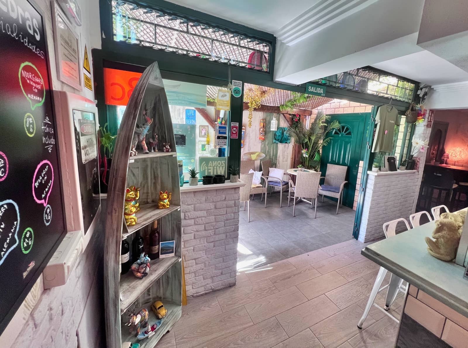 Commercial for sale in Puerto de la Cruz - € 180,000 (Ref: 9289421)