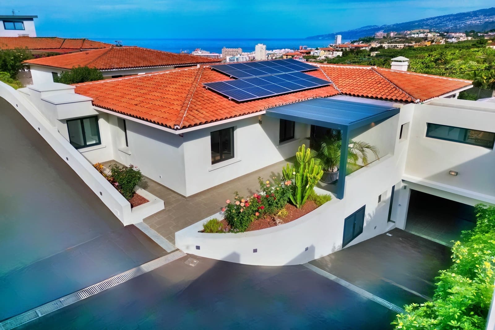 4 Zimmer Villa zu verkaufen in Puerto de la Cruz - 995.000 € (Ref: 9374567)